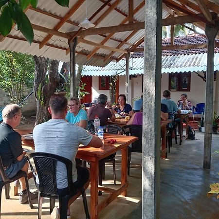 Lake House Homestay Anuradhapura Εξωτερικό φωτογραφία