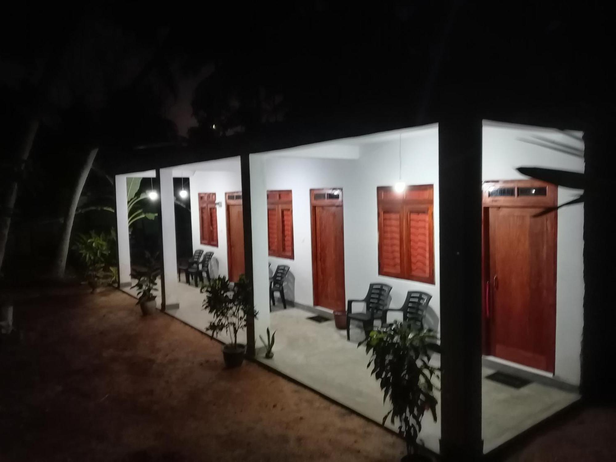 Lake House Homestay Anuradhapura Εξωτερικό φωτογραφία