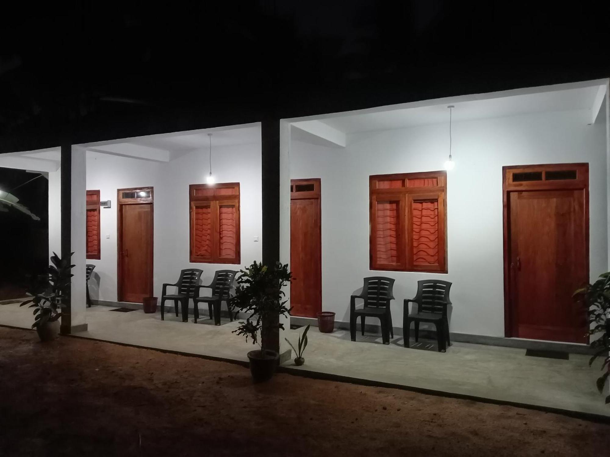 Lake House Homestay Anuradhapura Εξωτερικό φωτογραφία